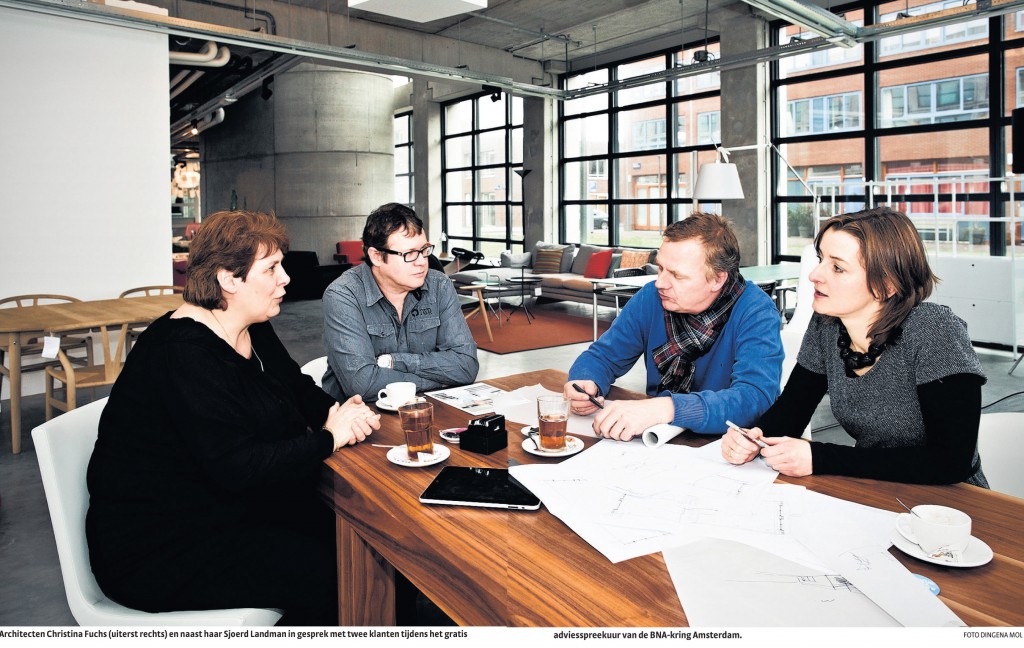 Christina Fuchs en Sjoerd Landman geven advies voor de Architectenwinkel Foto: Dingena Mol